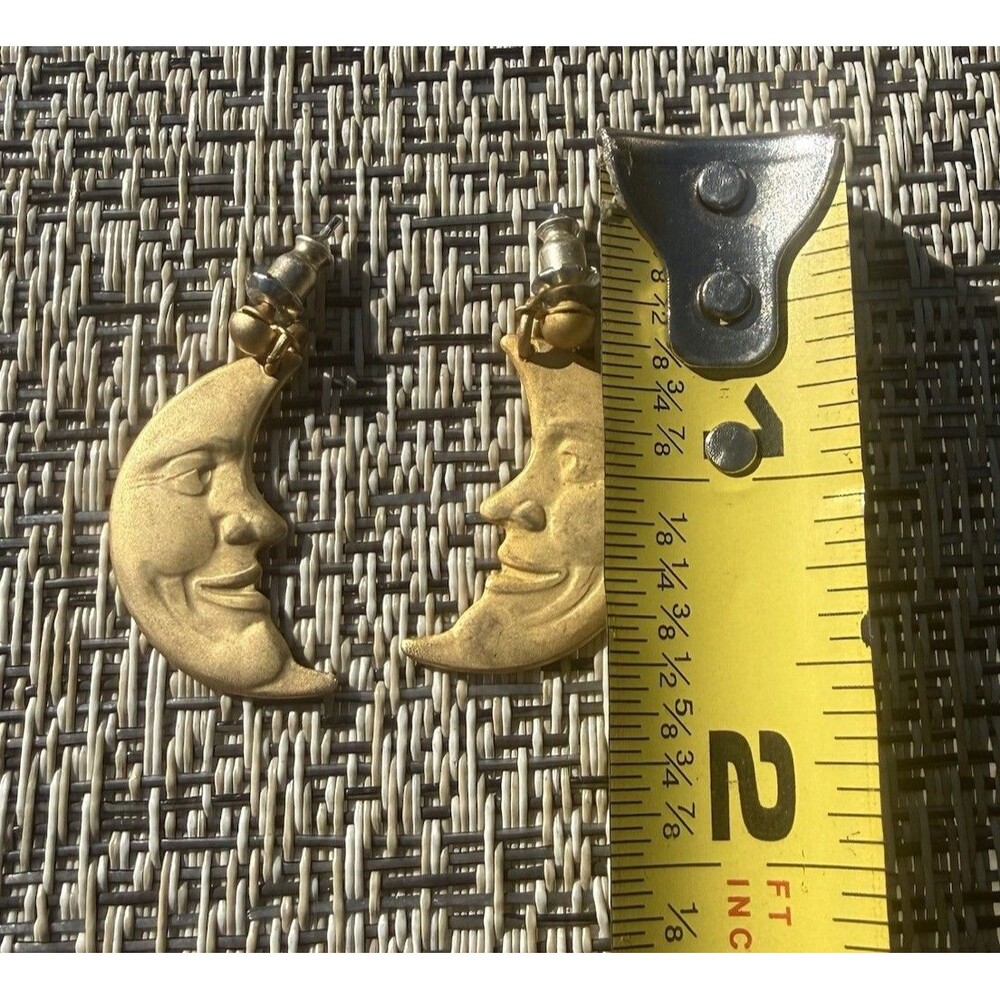 Vintage Man In The Moon Dangle Earrings Matte Gold Tone Celestial Witchy Fairy - Picture 4 of 4